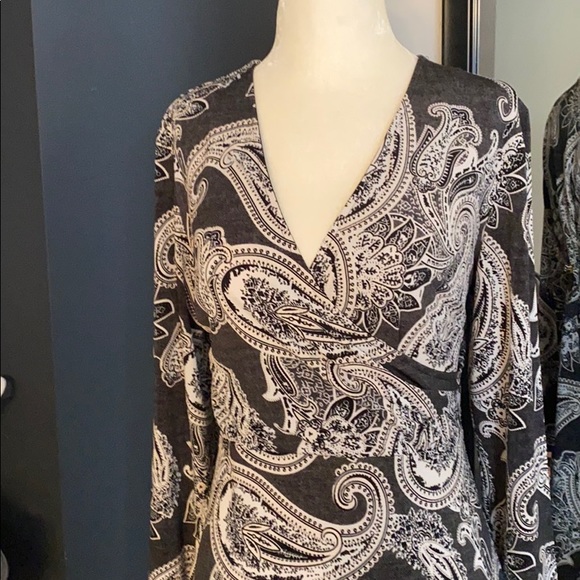 SANDRA DARREN Paisley Grey White Black Faux Wrap - Picture 2 of 5